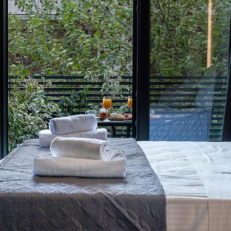 Furla Suites Athens Atenas Exterior foto