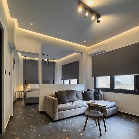 Furla Suites Athens Atenas Exterior foto