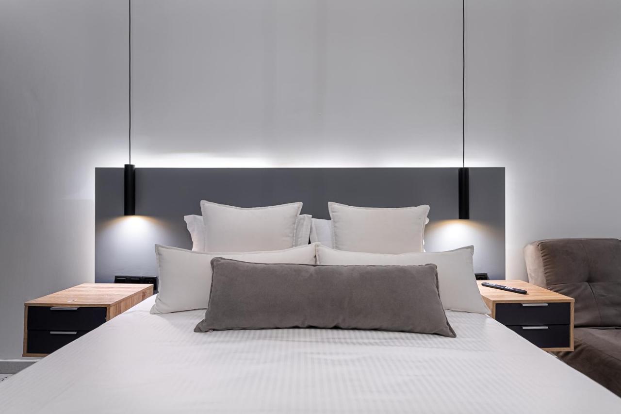 Furla Suites Athens Atenas Exterior foto