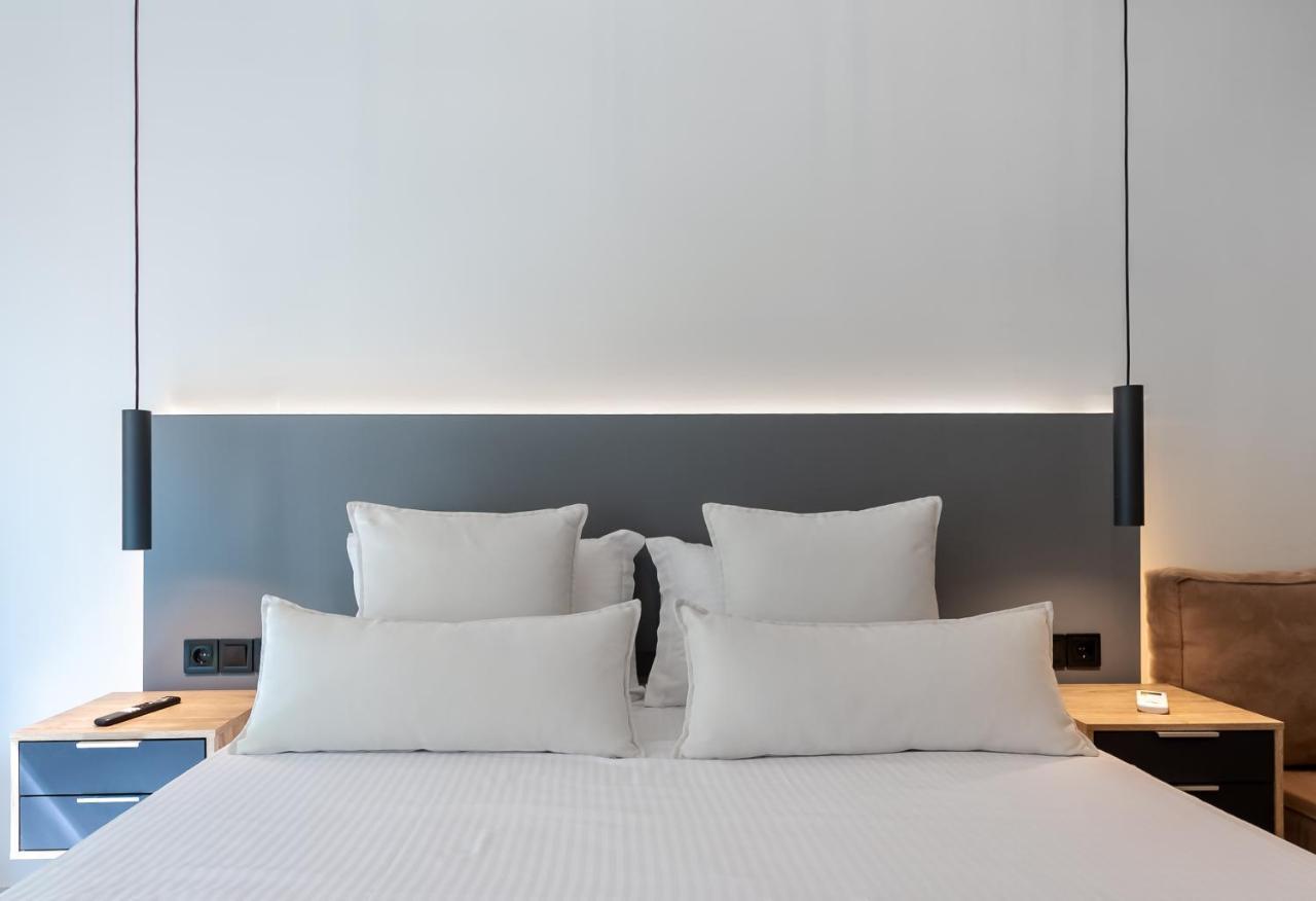 Furla Suites Athens Atenas Exterior foto