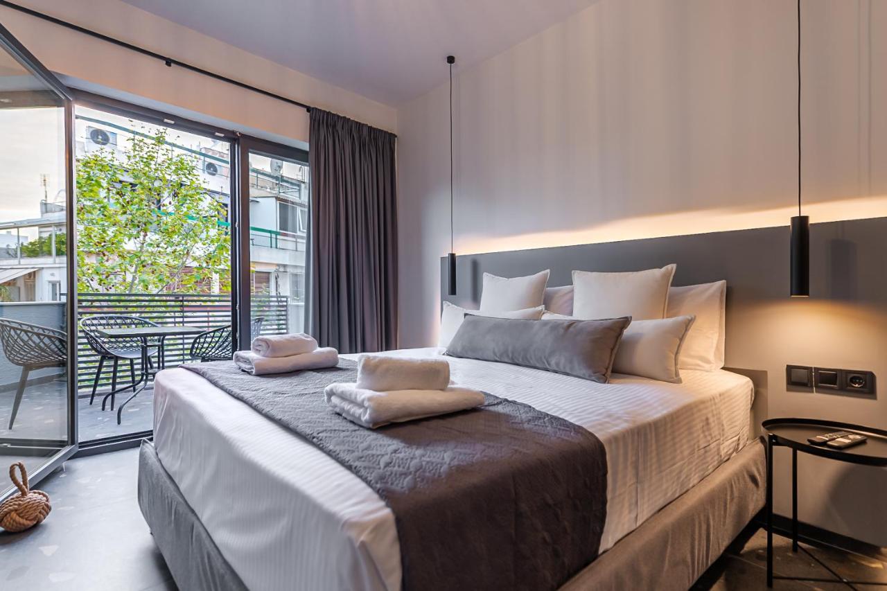 Furla Suites Athens Atenas Exterior foto