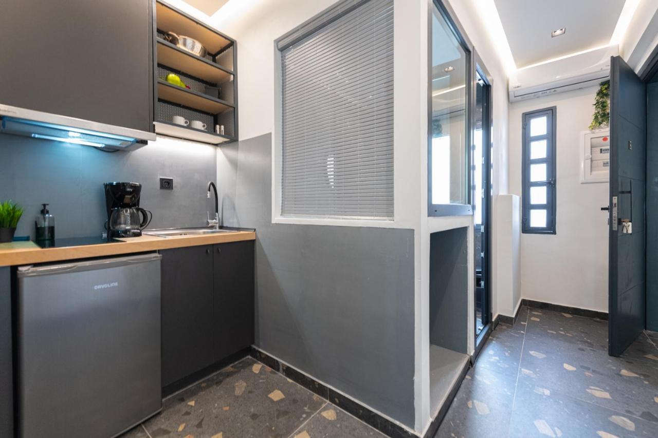 Furla Suites Athens Atenas Exterior foto