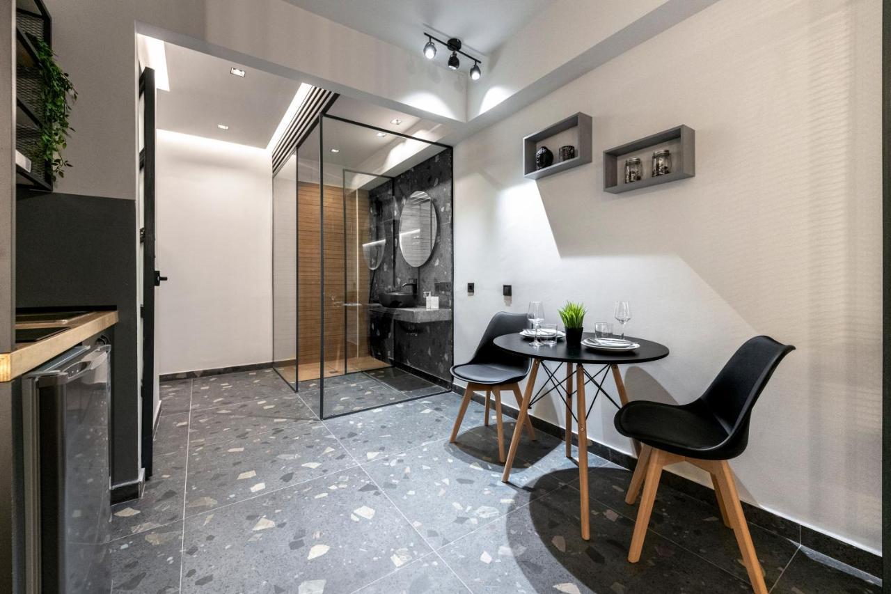 Furla Suites Athens Atenas Exterior foto