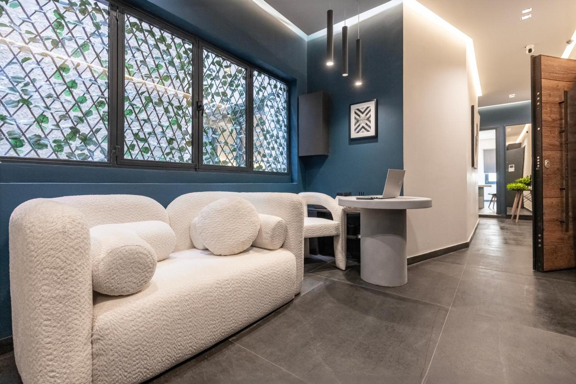 Furla Suites Athens Atenas Exterior foto