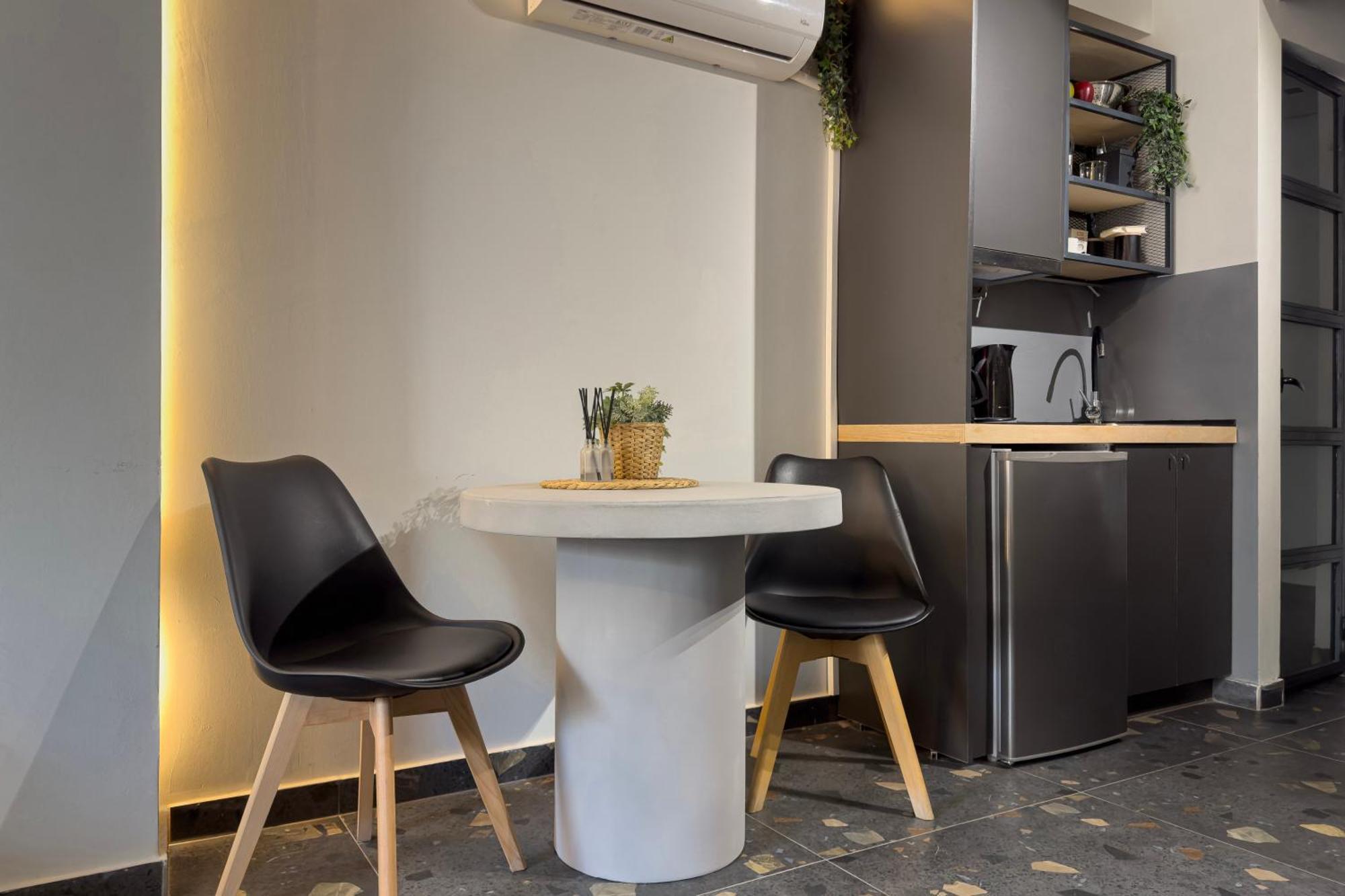 Furla Suites Athens Atenas Exterior foto